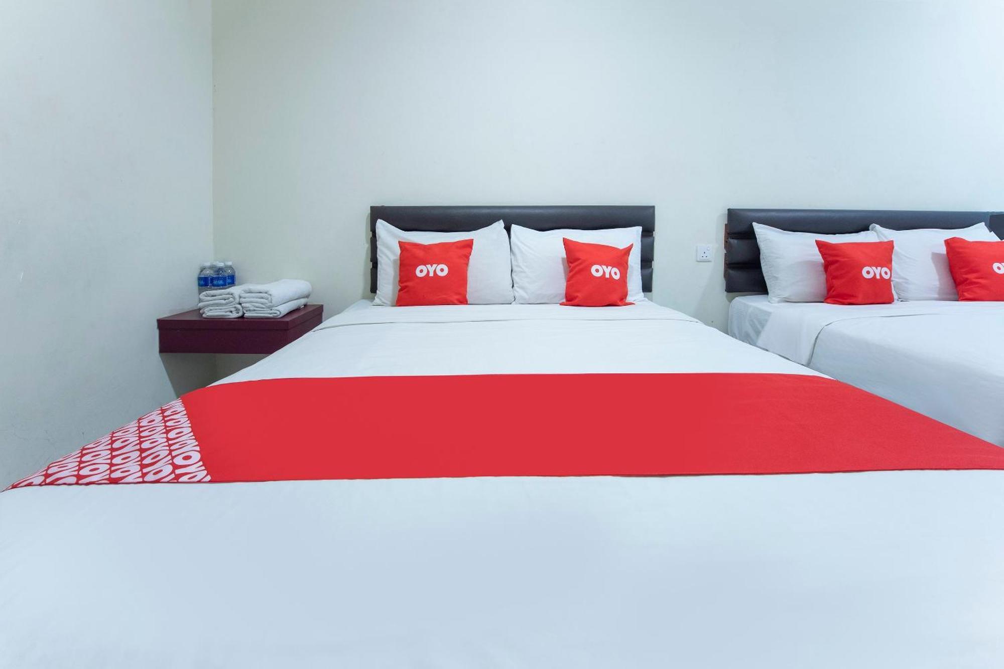 Super Oyo 90385 H3 Hotel Yong Peng Екстер'єр фото